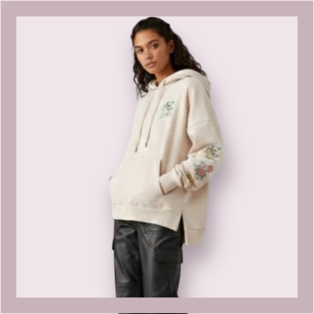 American Eagle Grateful Dead Sand Graphic Big Hug Hoodie